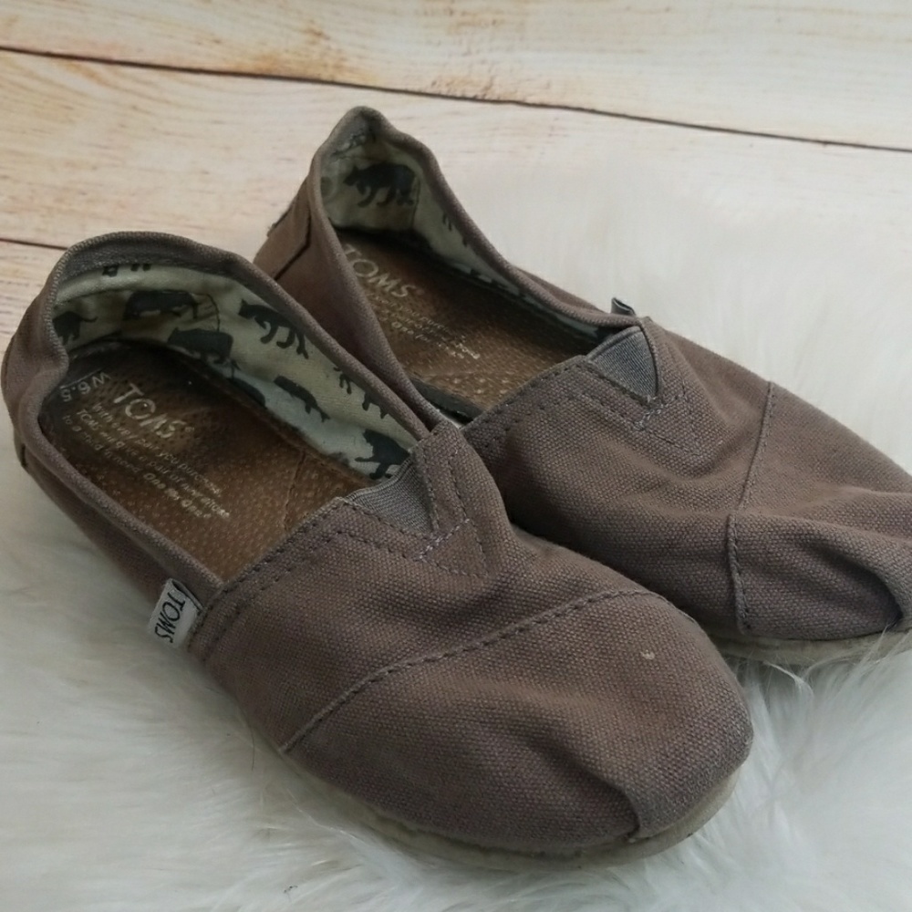 Toms slip on flats gray boat shoes canvas size 6.5